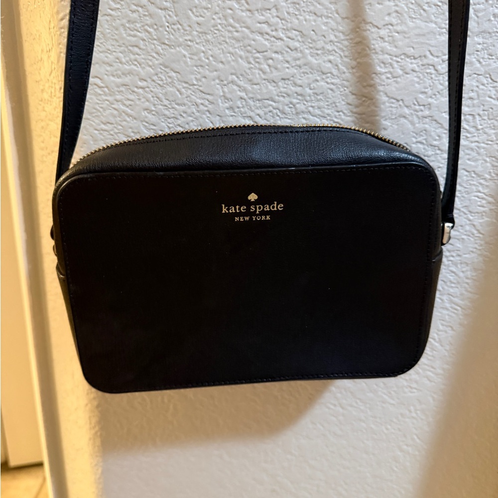 Kate Spade Elegant Black Shoulder Bag